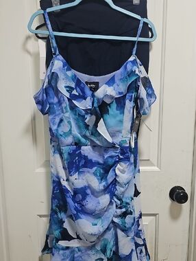 By & By Blue & Aqua Floral Cold-Shoulder Ruffle Cami